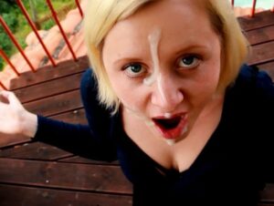 AnnaMai Porno Video: ACHTUNG SPERMAEXPLOSION!! -  Hoffentlich hat uns niemand gesehen!